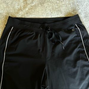 GapFit Studio Side-Stripe Joggers. Size M.